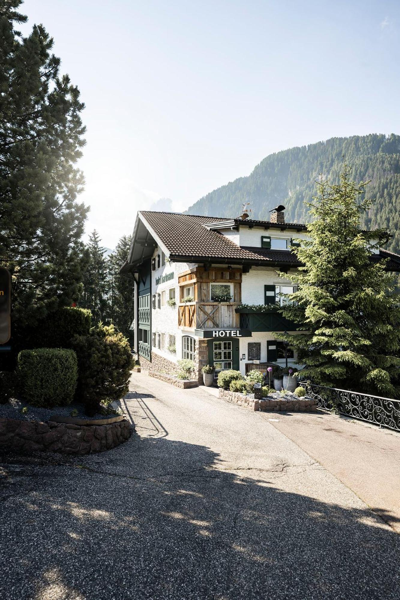 Chalet Hotel Hartmann - Adults Only Ortisei Exteriér fotografie